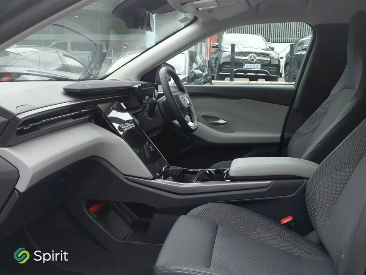 Ford Explorer EV Commercial - Image 3