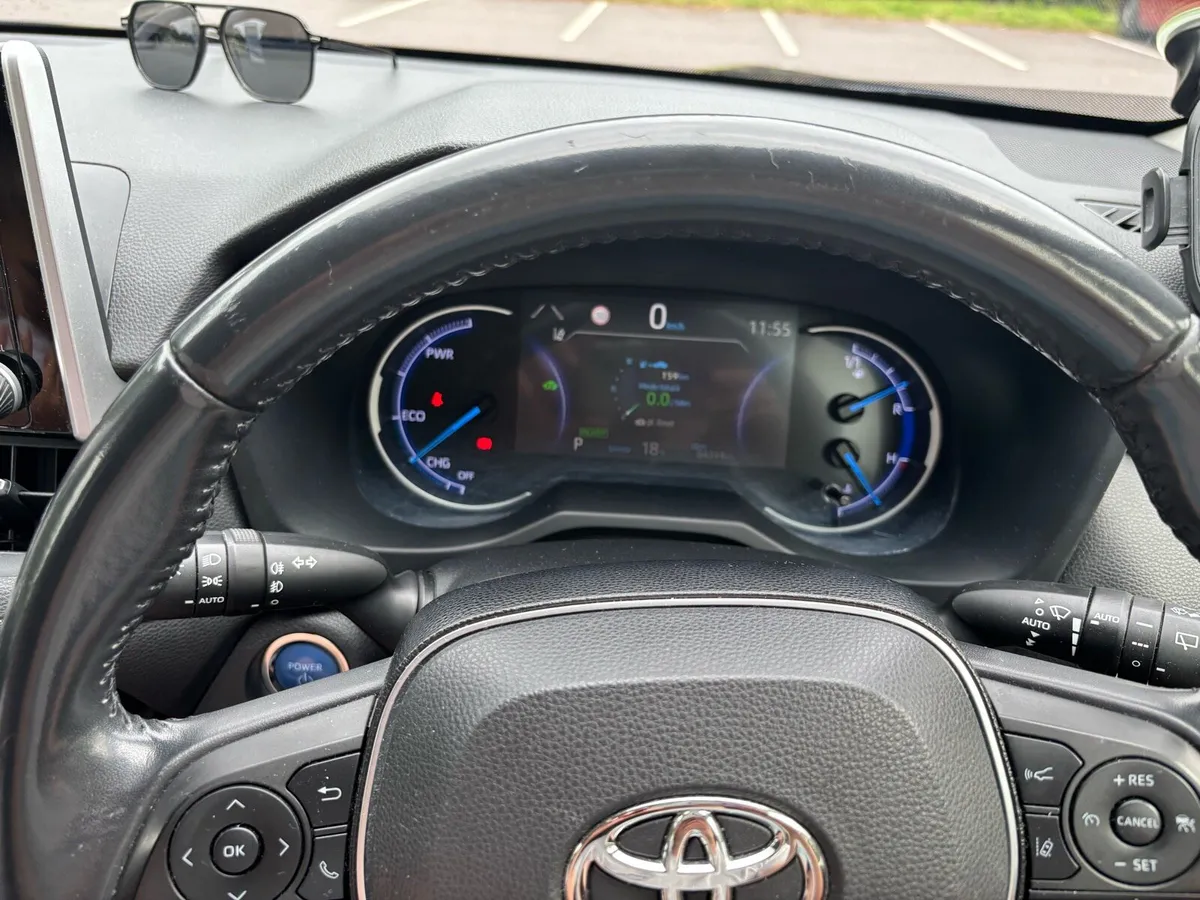 Car - Image 3