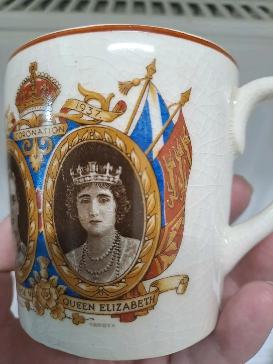 1937 King George VI coronation mug - Image 4