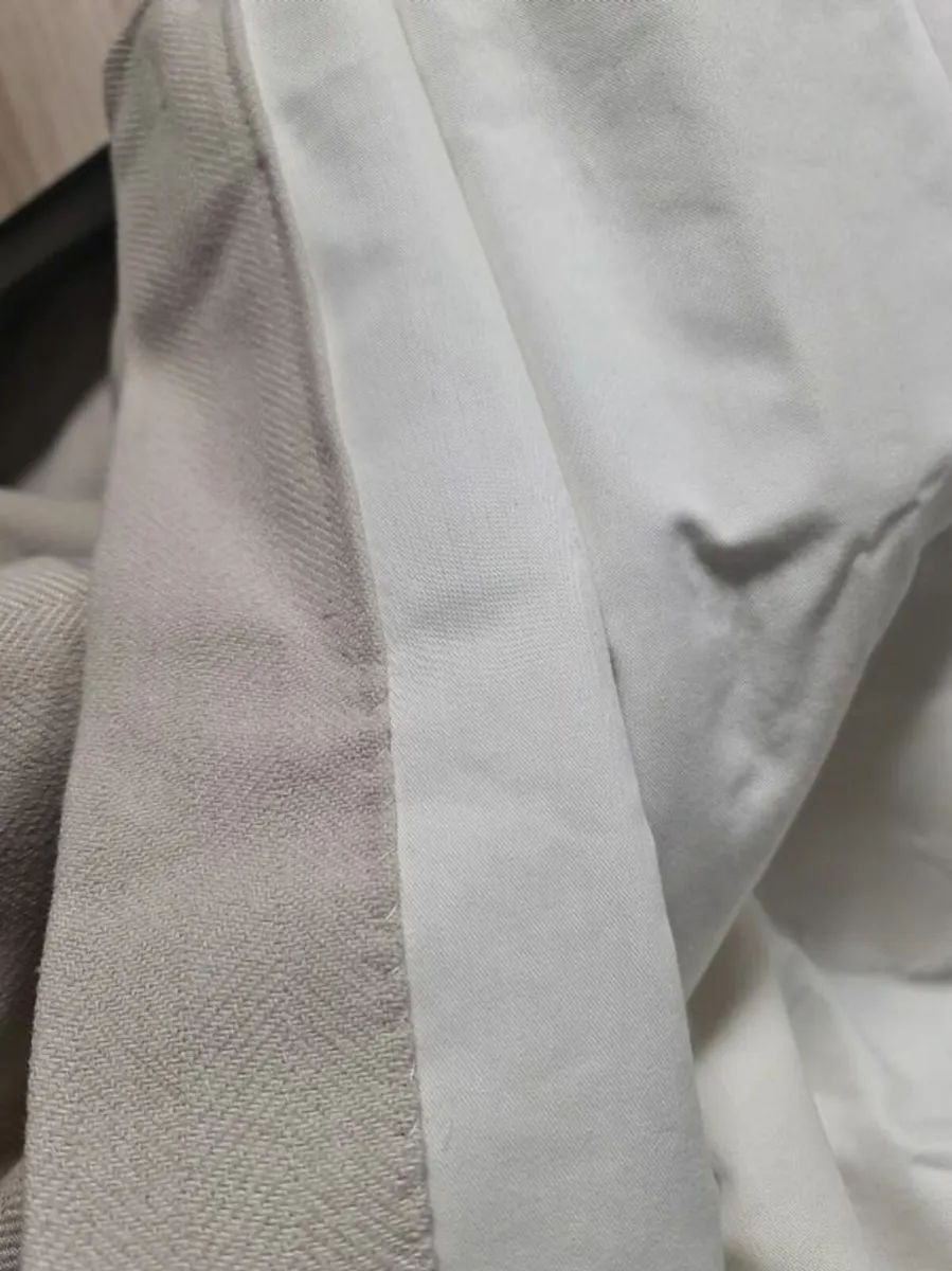 Material World - Luxury Ready Made Curtain 90 x 90 - Image 3