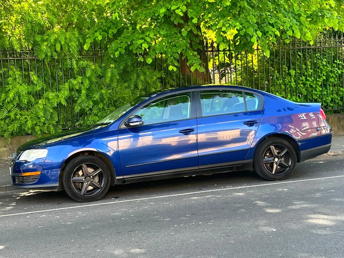 For Sale Volkswagen Passat 1.9 Diesel Family Car - Image 1