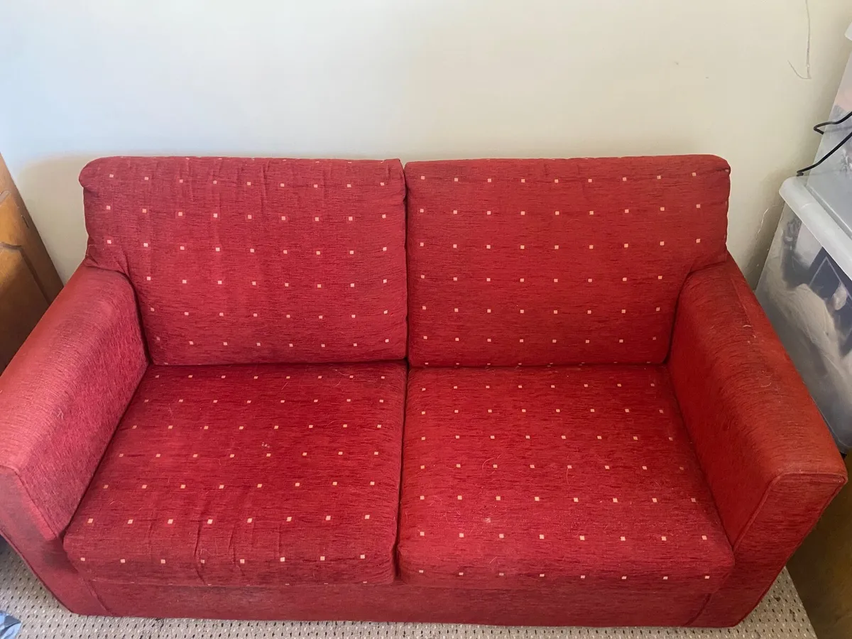 Two seater pull out bed - Image 1