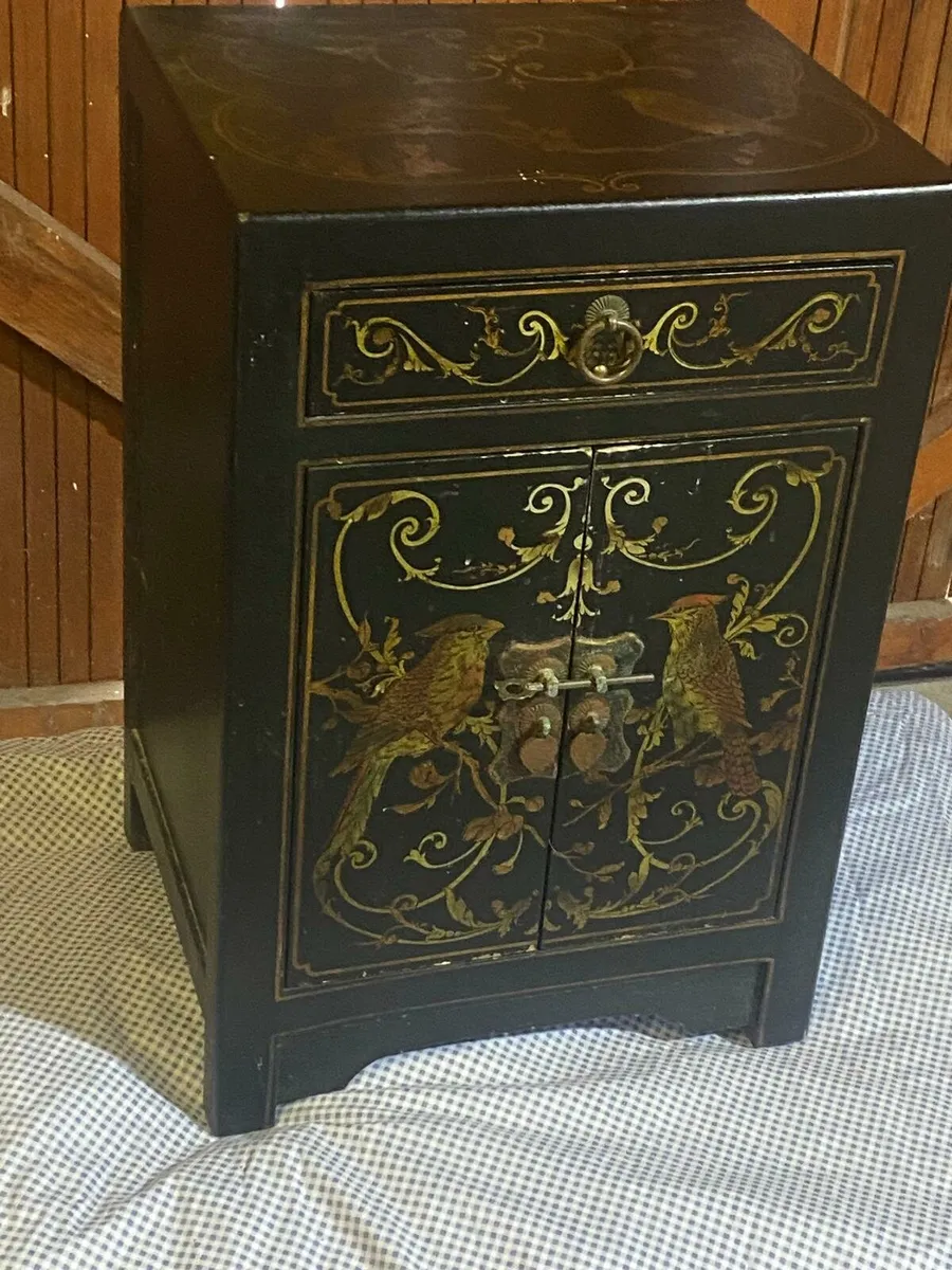 Bathroom cabinet - Image 1