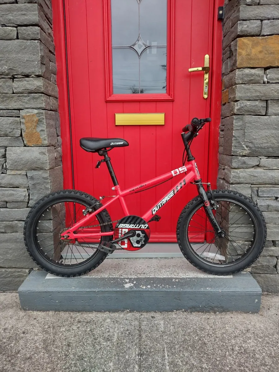Childs bicycle.. Looks like New. - Image 1