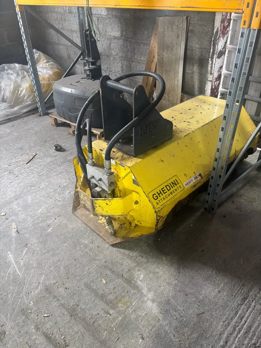 Ghedini hedge cutter - Image 1