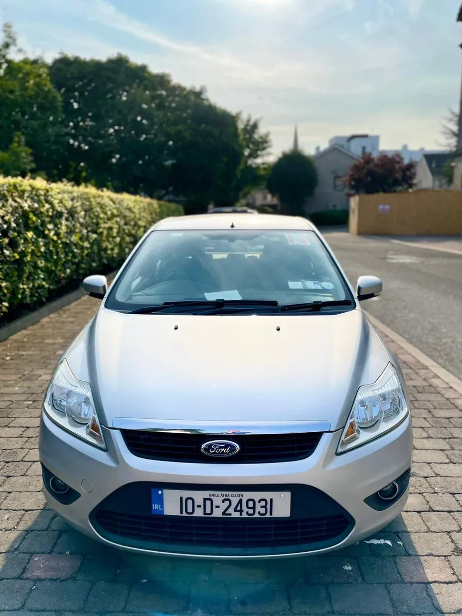 Ford Focus 2010 - Image 1
