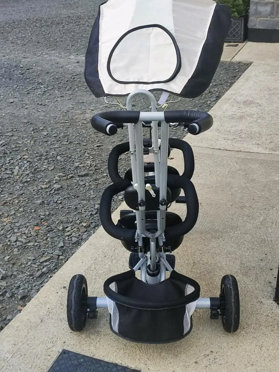 Double seated steerable trike - Image 3