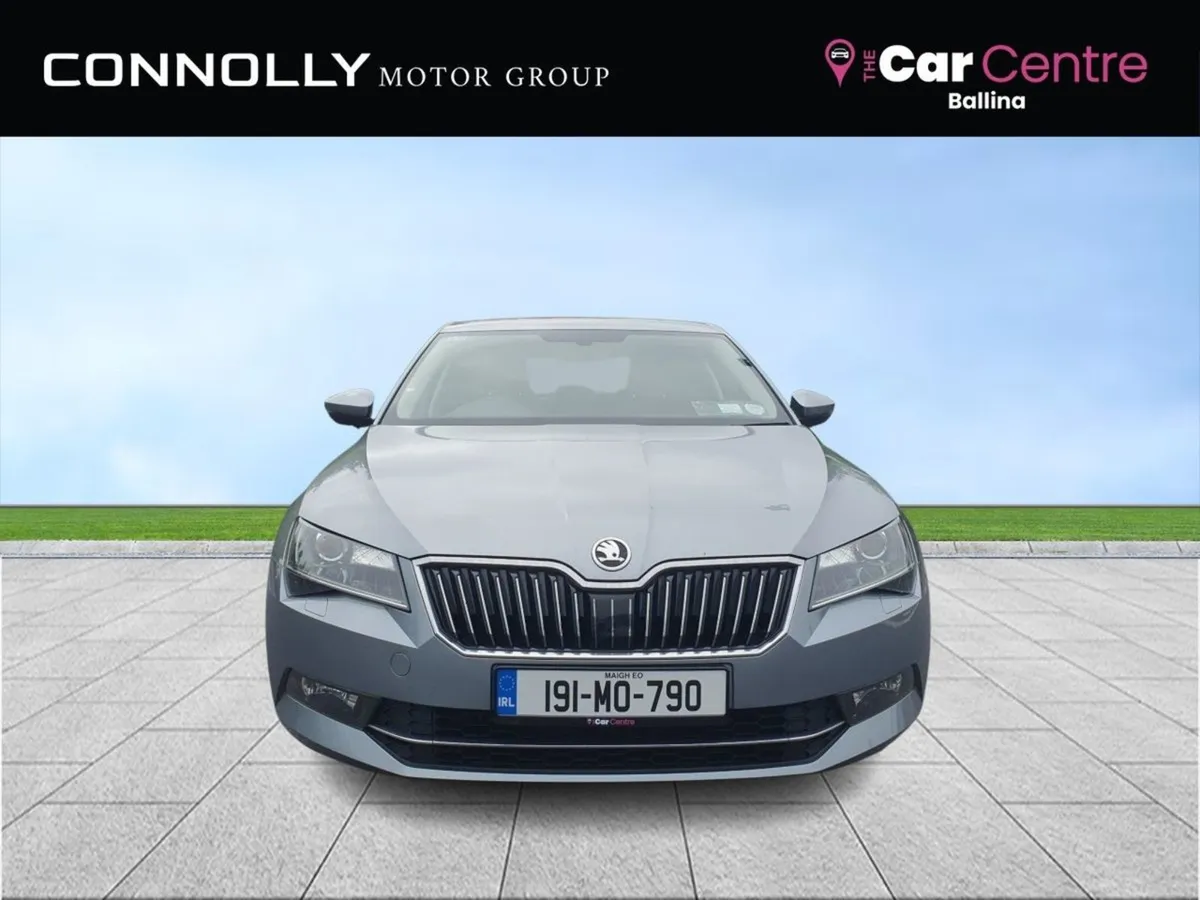 Skoda Superb 2.0 TDI 150bhp Ambition - Image 4