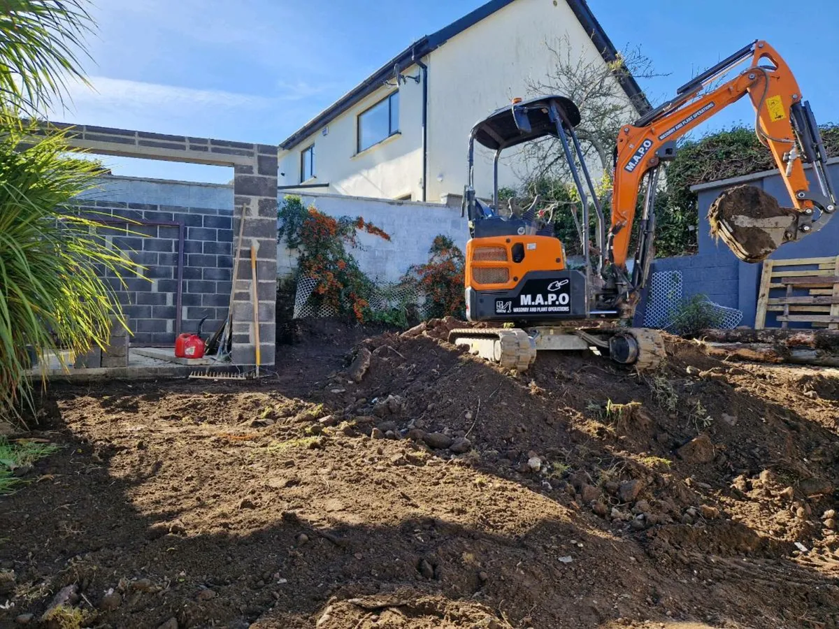 Digger+Driver /Building services - Image 1