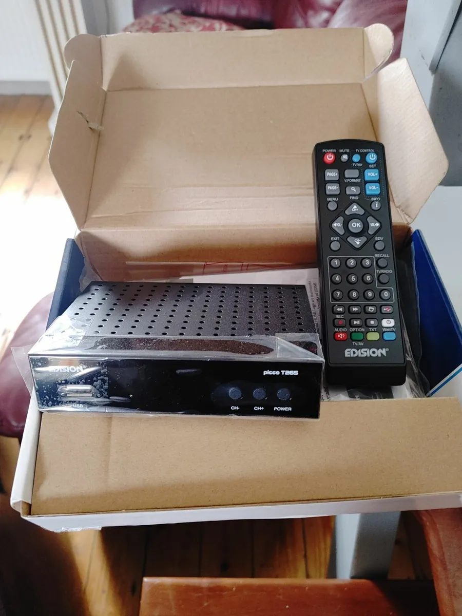 Saorview box - Image 1