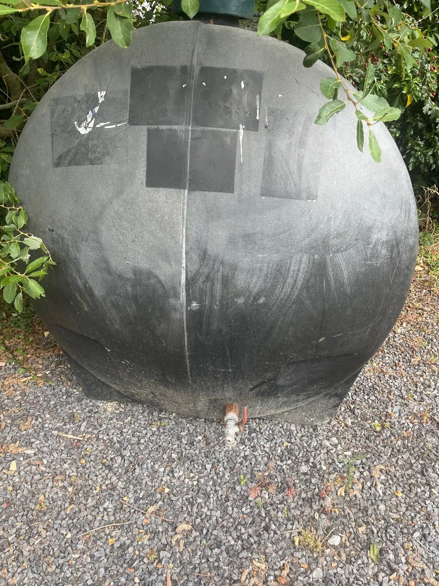 Oil tank - Image 2