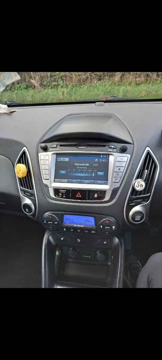 Car - Image 3