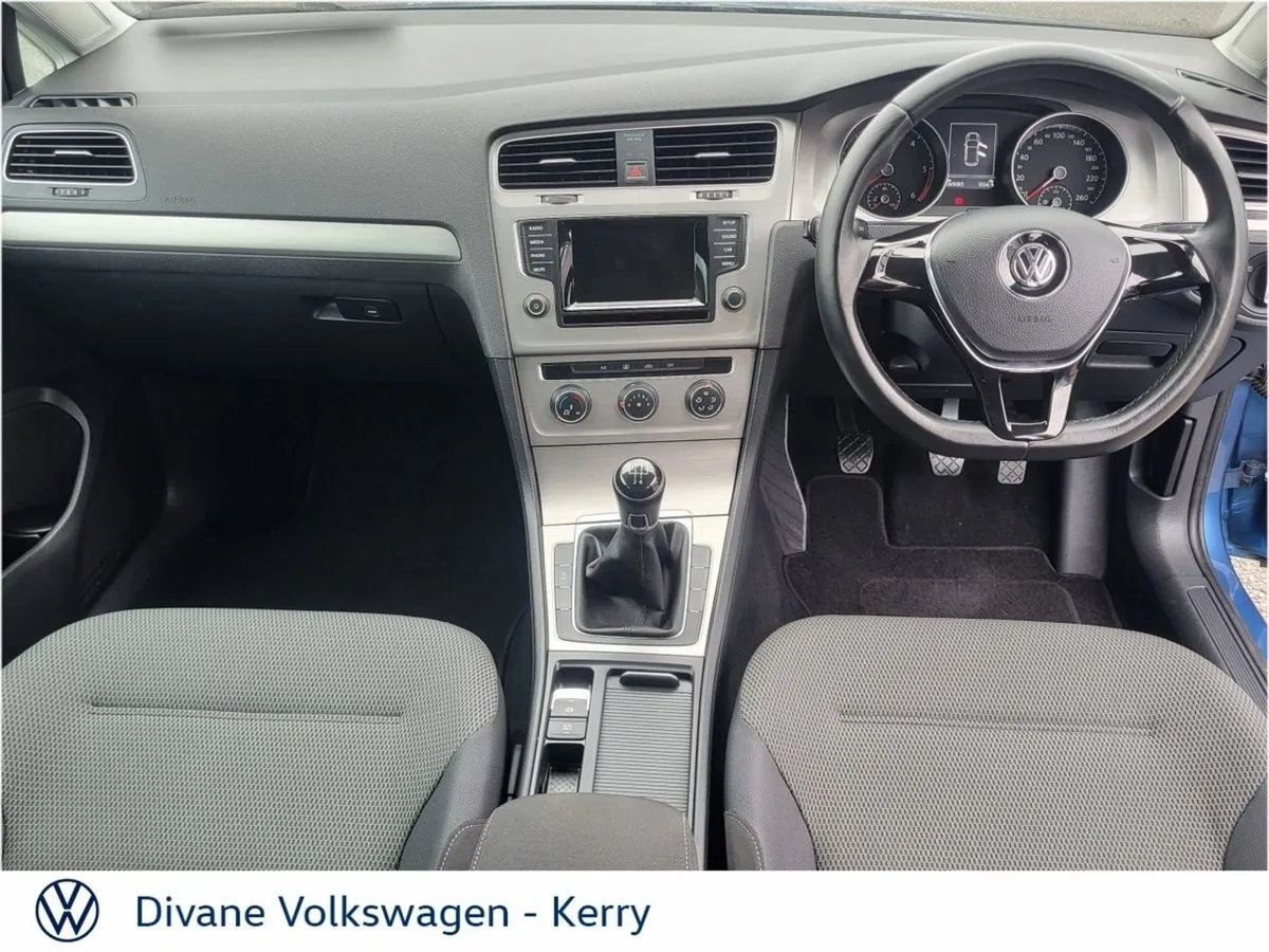 Volkswagen Golf Comfortline 1.6 TDI 105BHP - Image 2