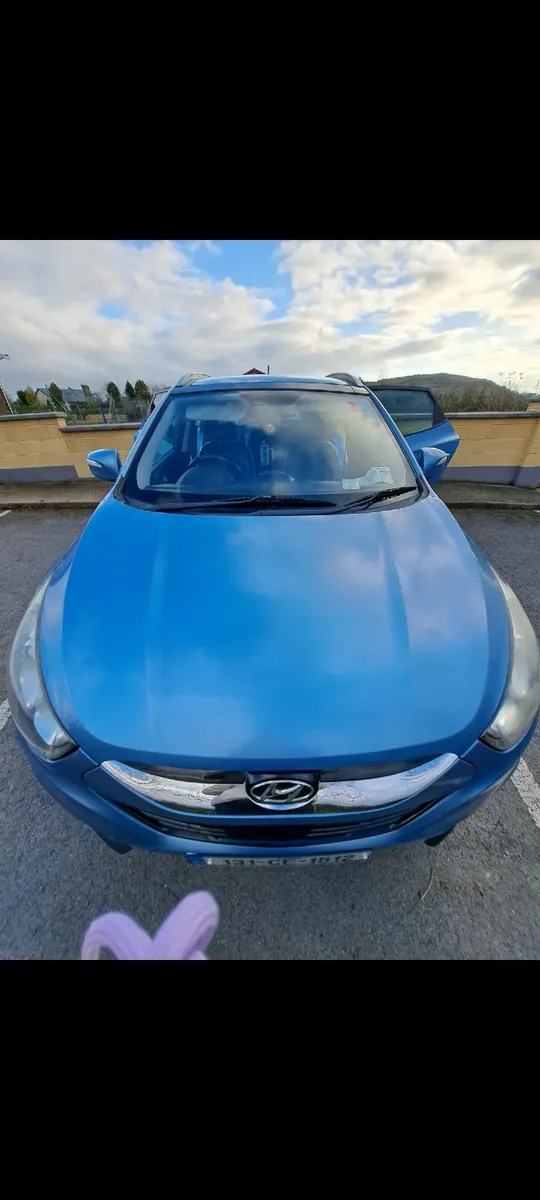 Car - Image 1