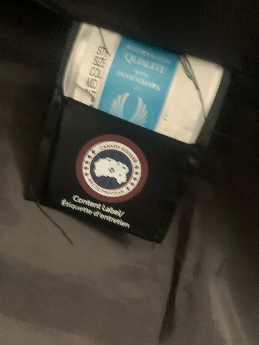 Canada goose Wyndham body warmer - Image 4