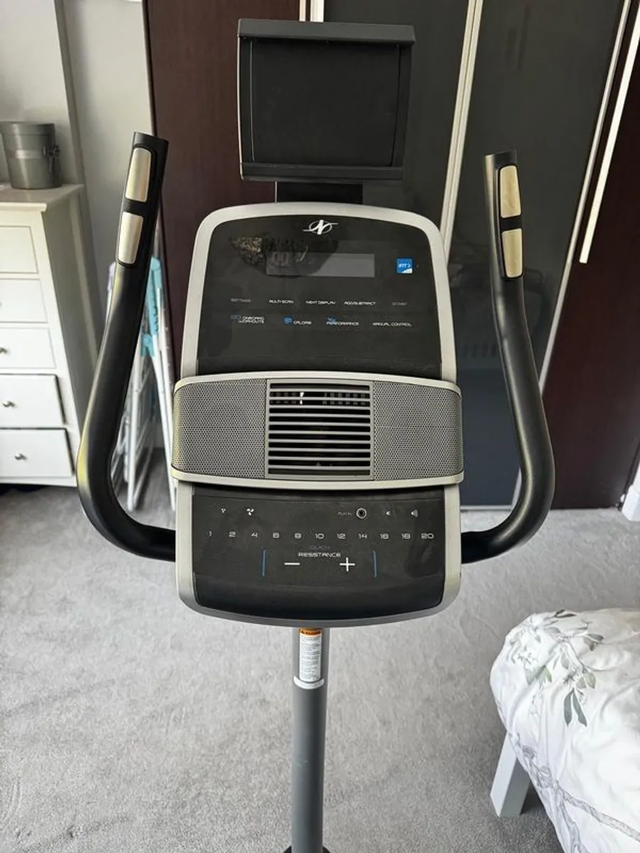 Norditrack GX 2.7 U exercise bike in perfect condition with tablet holder. - Image 4