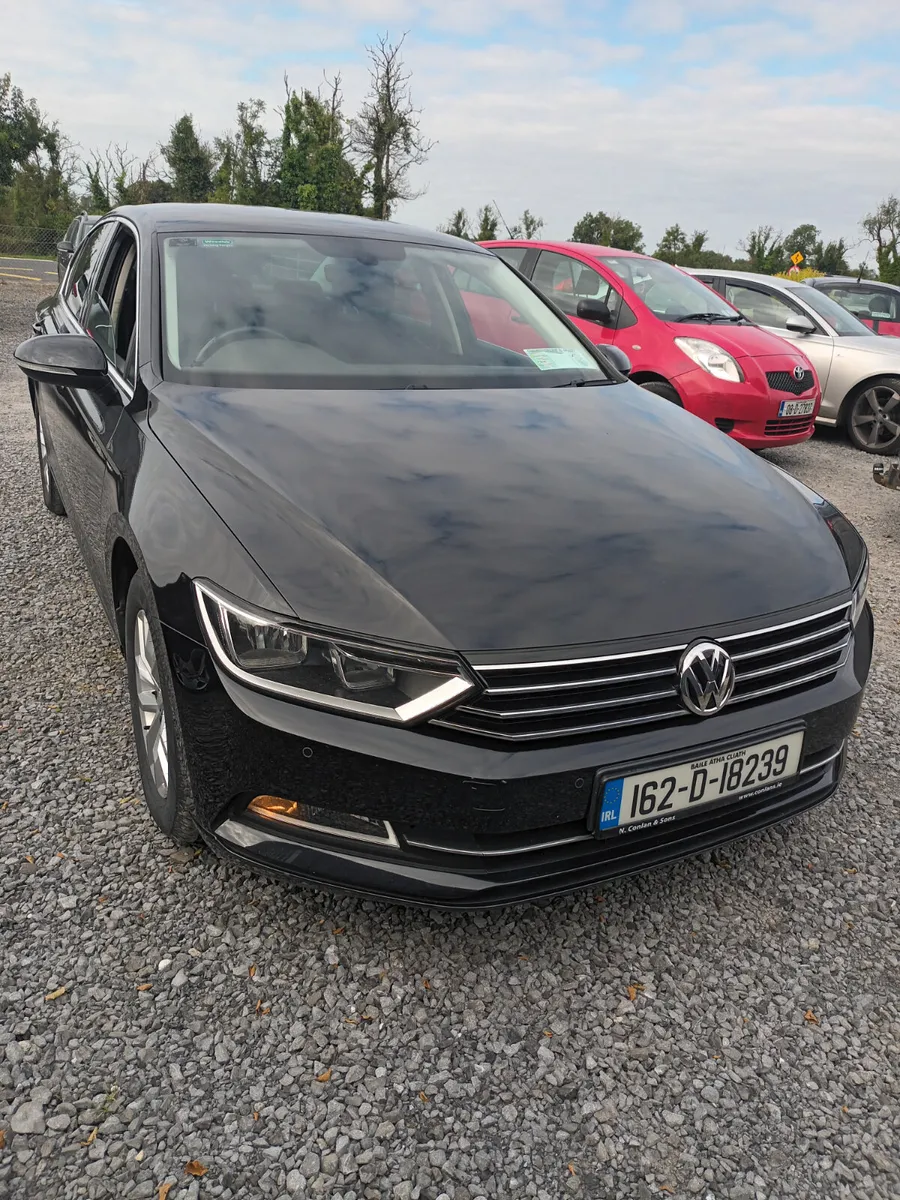 Volkswagen Passat 2016 - Image 2
