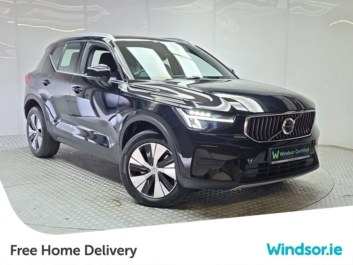 Volvo XC40 Core T4 Recharge T4 Hybrid - Image 1