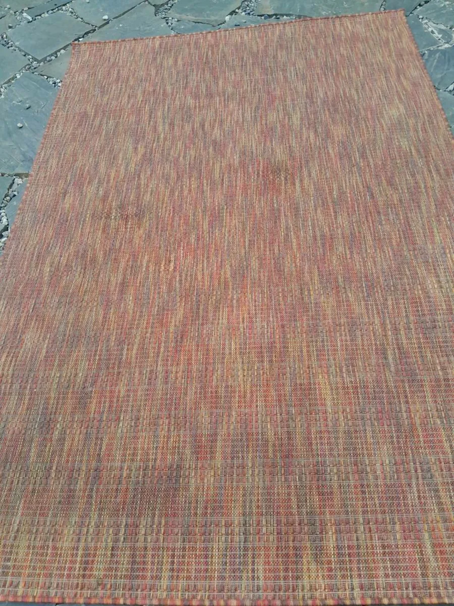 Kukoon Rug - Image 1