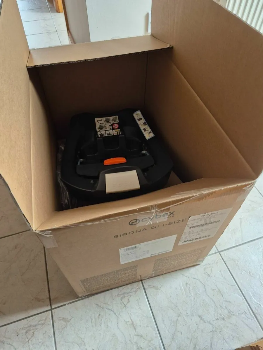 Cybex Aton 5 Infant Car Seat + ISOFIX Base – Excel - Image 3