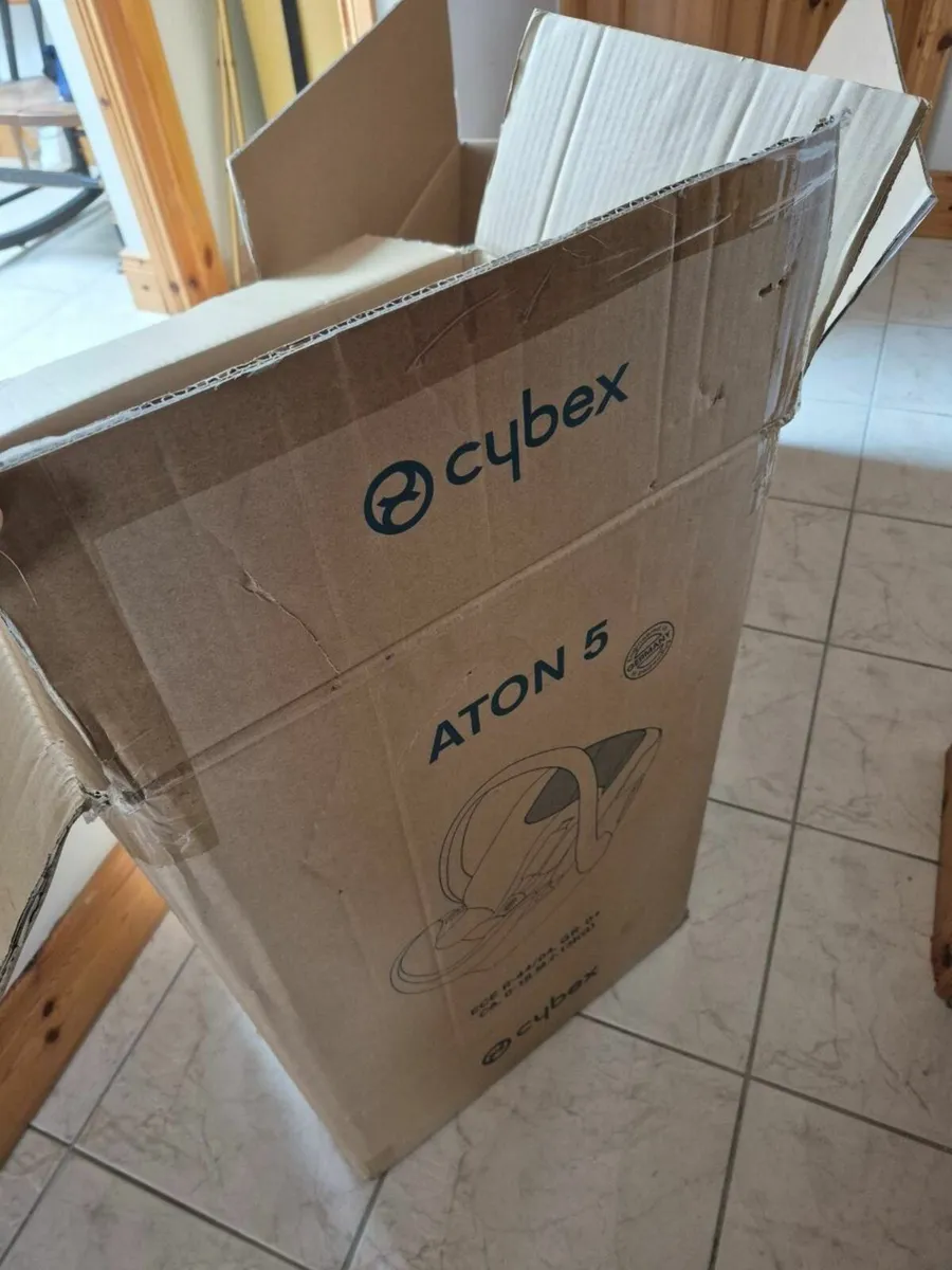 Cybex Aton 5 Infant Car Seat + ISOFIX Base – Excel - Image 4