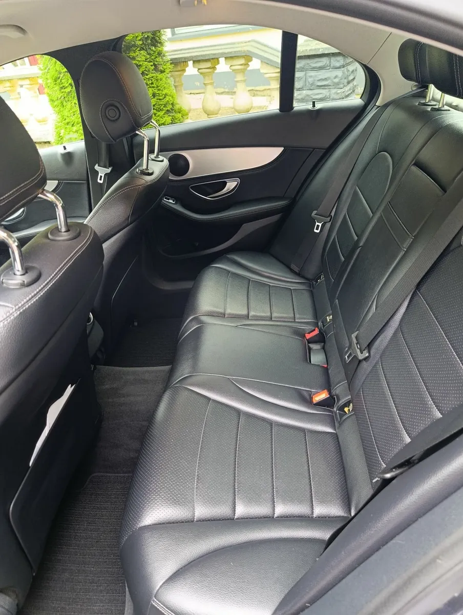 Mercedes-Benz C-Class 2016 - Image 4