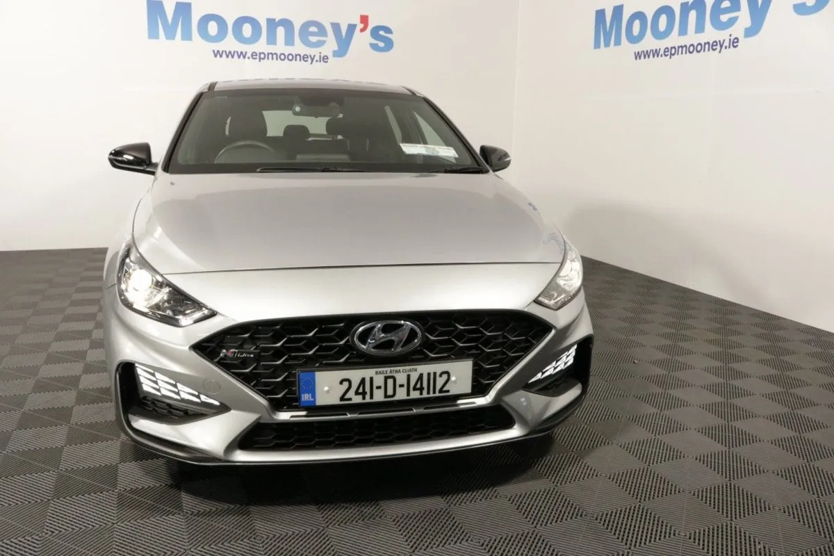 Hyundai i30 N Line 1.0l Petrol Hatchback - Image 2