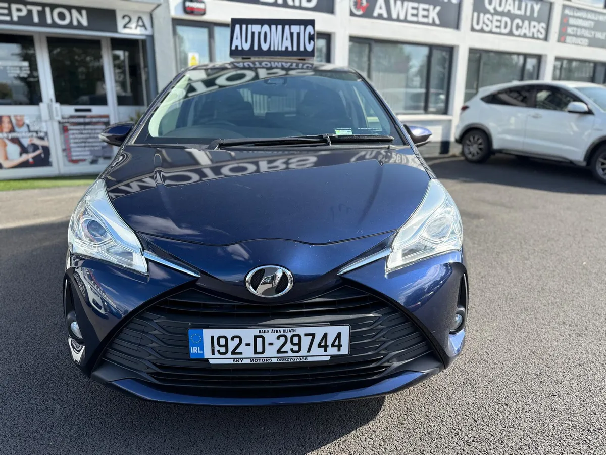 Toyota Vitz/Yaris 2019 1.0 Automatic keyless - Image 3
