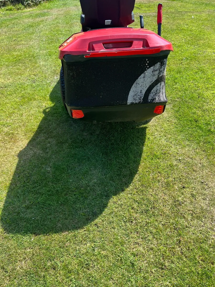 Ride on mower - Image 4