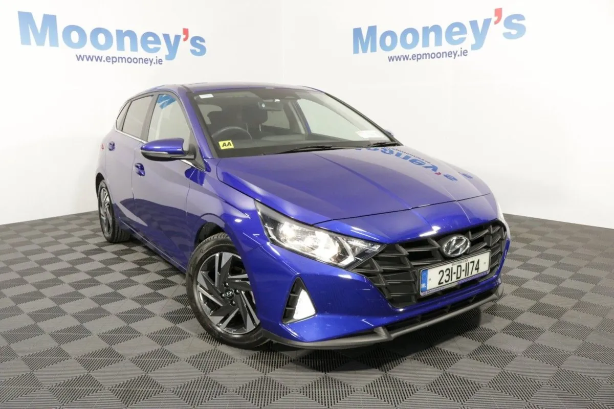 Hyundai i20 Deluxe Plus 1.2l Petrol Hatchback - Image 1