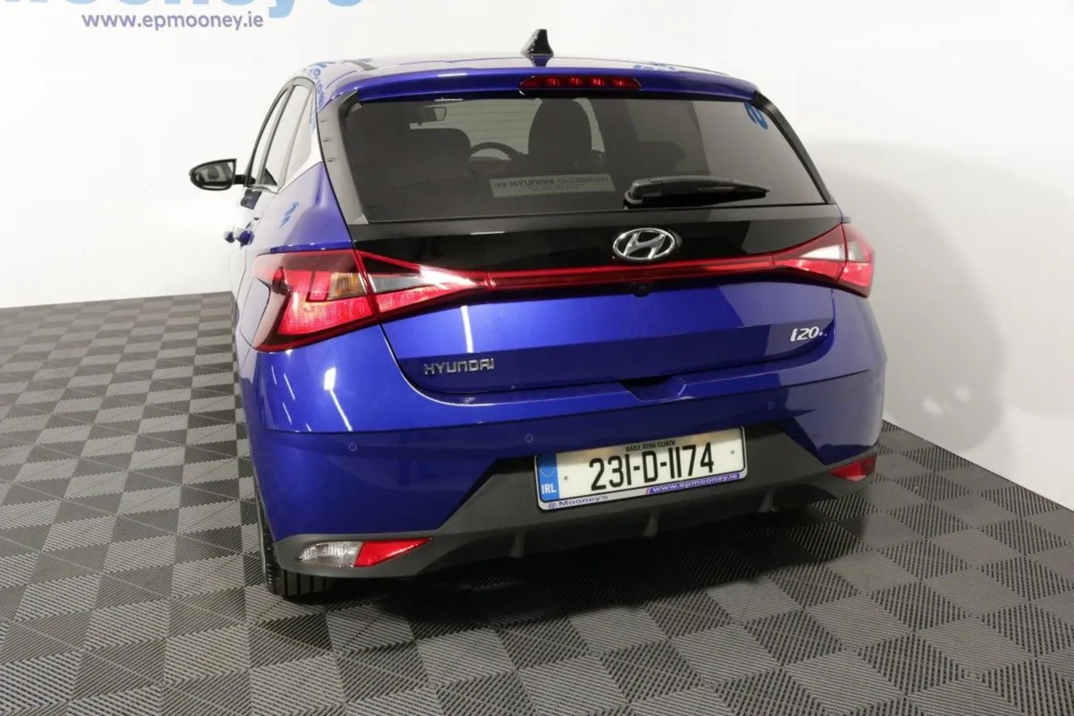 Hyundai i20 Deluxe Plus 1.2l Petrol Hatchback - Image 4