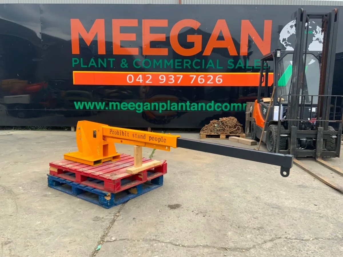 FORKLIFT LUFFING TYPE EXTENSION JIB.........240m. - Image 1