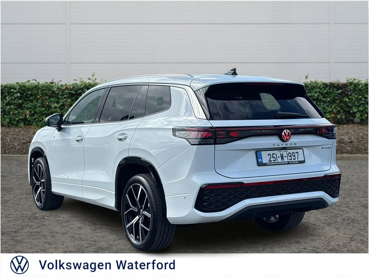 Volkswagen Tayron 1.5 TSI 204PS R-line PHEV DSG - Image 4