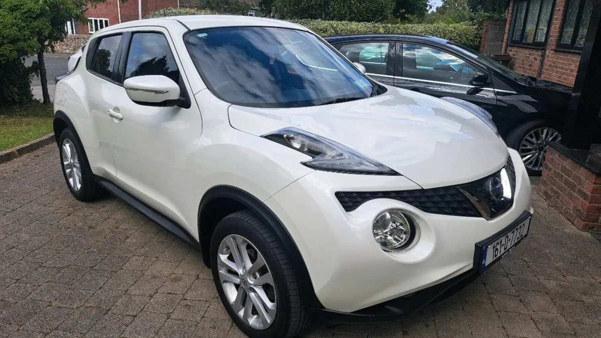 NISSAN  JUKE 1.2 PETROL 5DR 2016 SUPERB CONDITION - Image 1