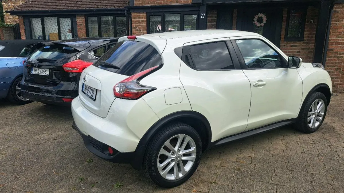 NISSAN  JUKE 1.2 PETROL 5DR 2016 SUPERB CONDITION - Image 4
