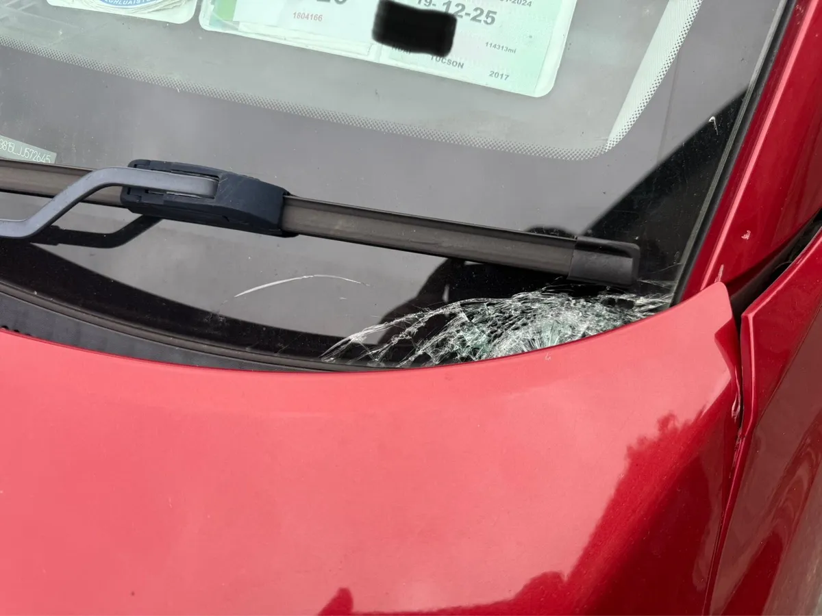 Hyundai Tucson 1.7 damage - Image 3