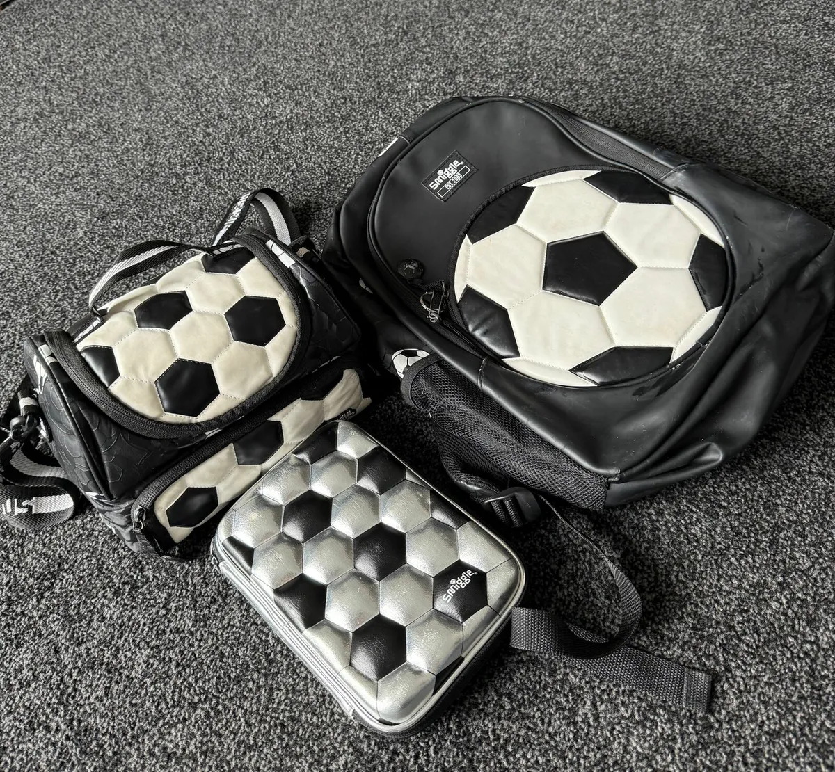 School bag - Image 1