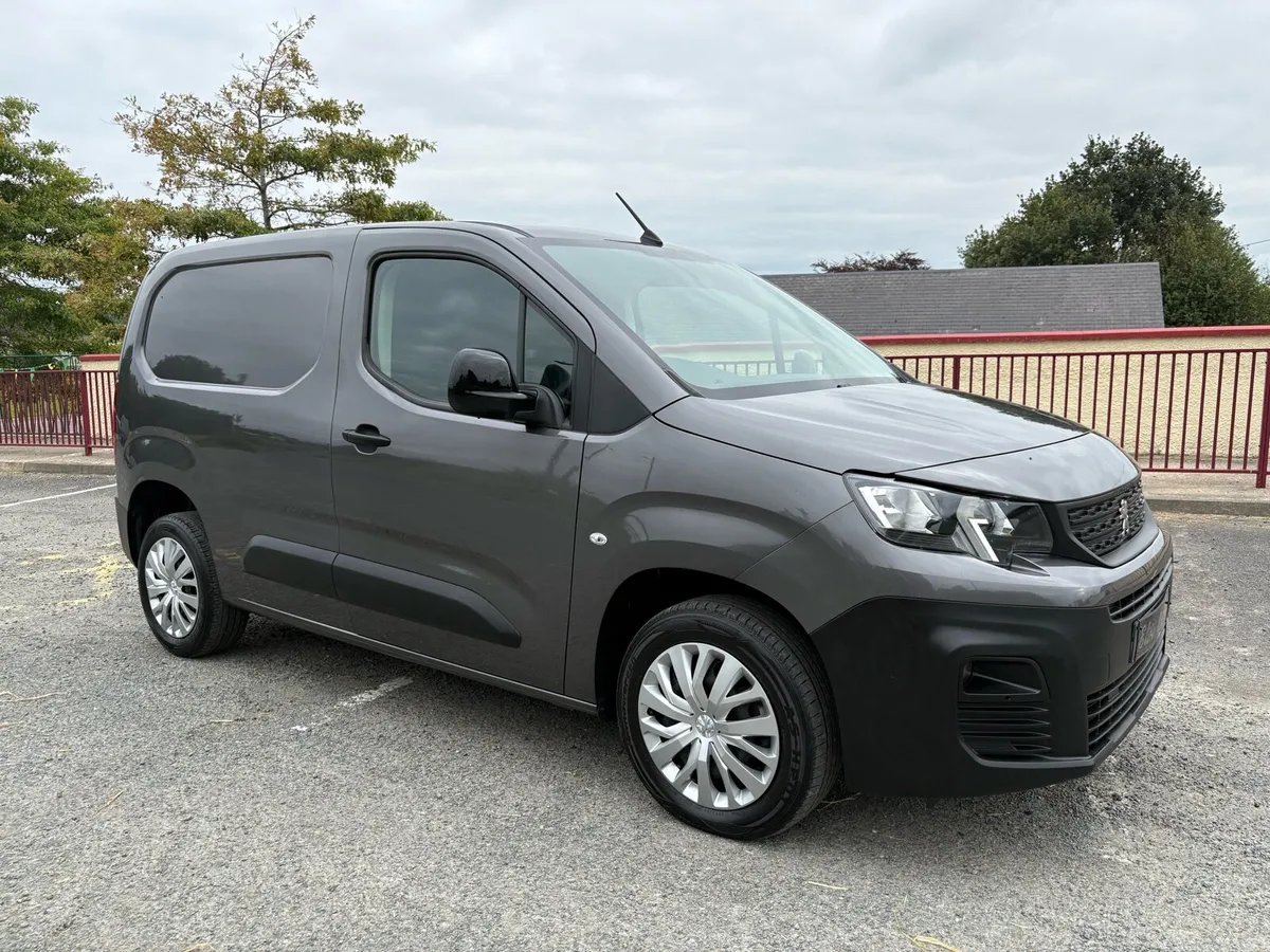 2021 (211) PEUGEOT PARTNER PROFESSIONAL 100BHP - Image 1