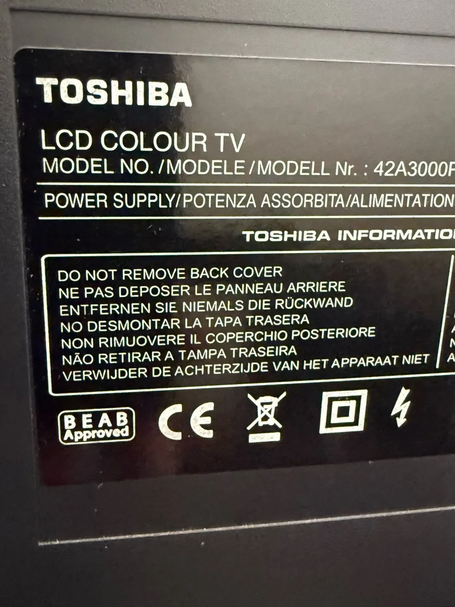 Toshiba 42 inch Lcd Tv - Image 2