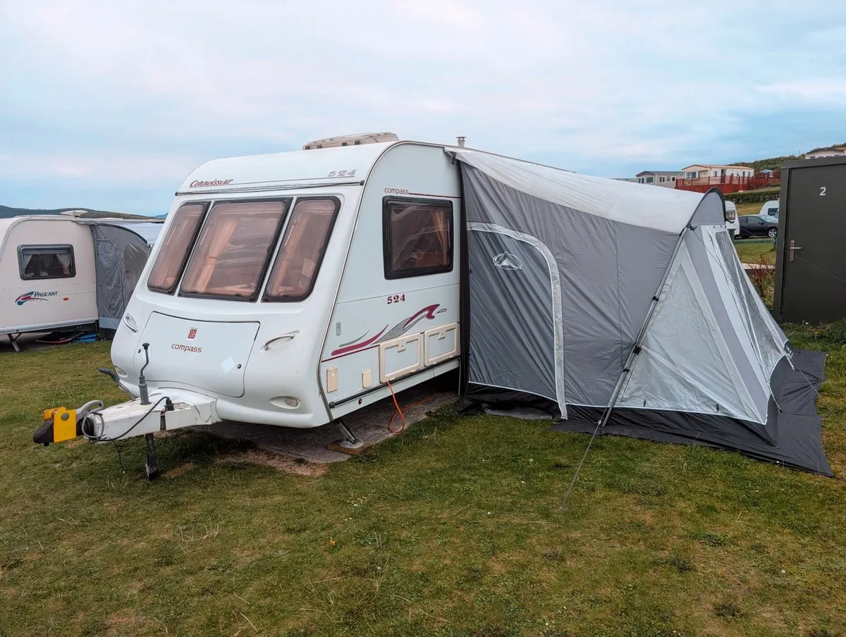 2005 Compass Connoisseur four berth caravan - Image 1