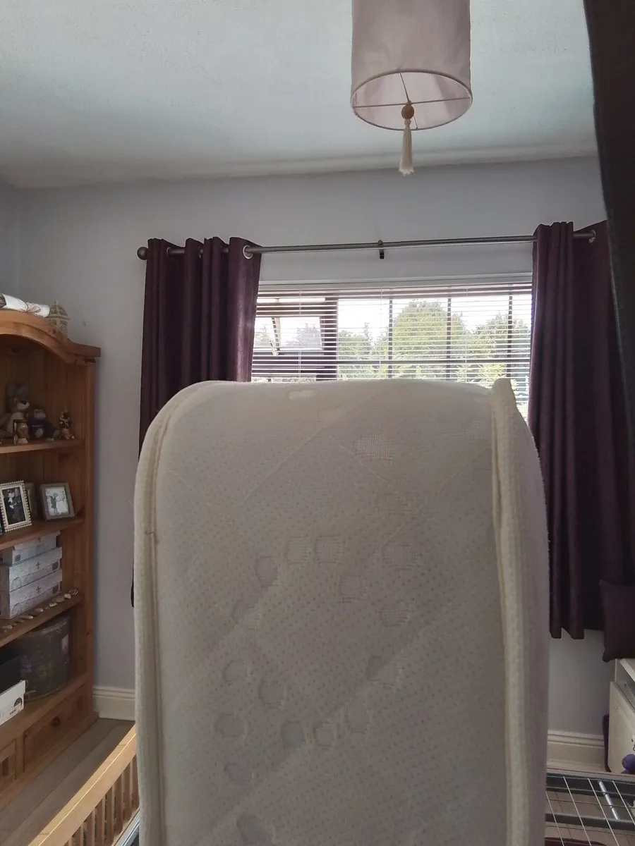 Mattress small double - Image 2