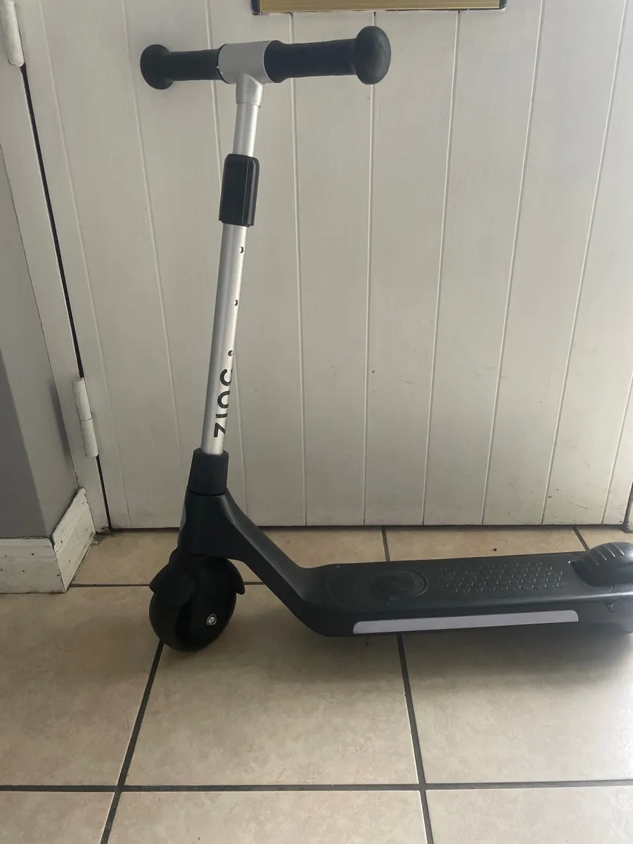 Electric scooter - Image 1