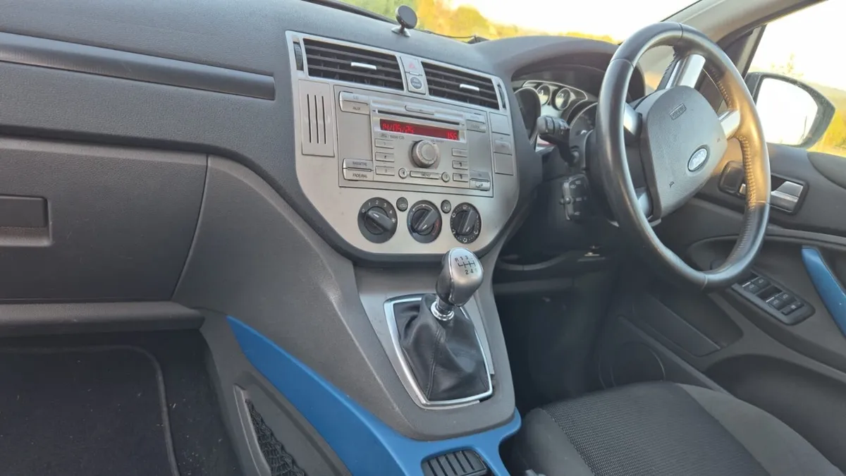 Ford Kuga 2009 - Image 2