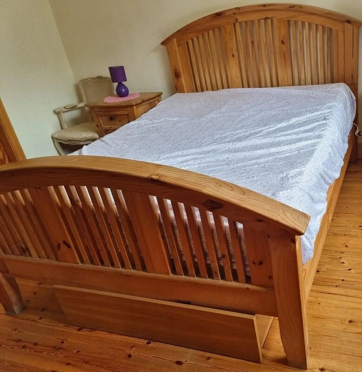 Bed - Image 1