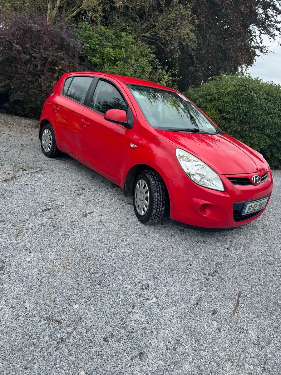 Hyundai i20 2010 NCT & Tax - Image 1