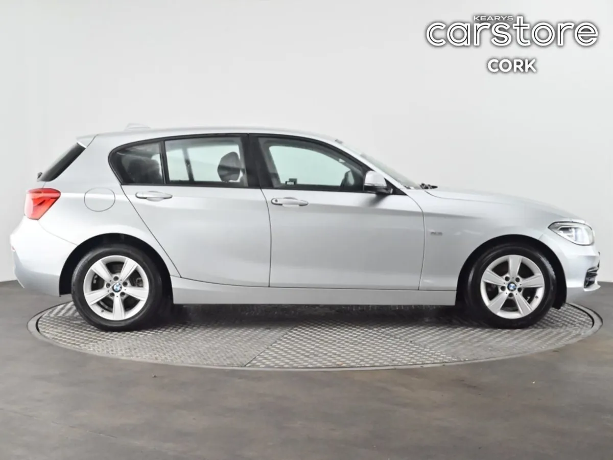 BMW 1 Series 1.5 Auto - Image 2