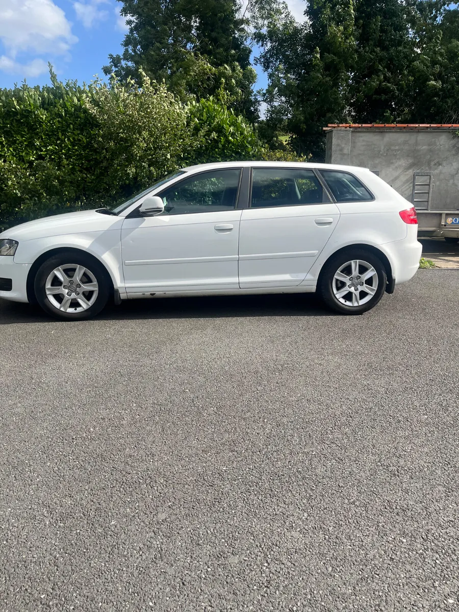 Audi A3 2010 - Image 2