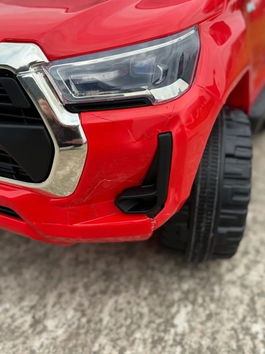 Toyota Hilux Red - Kids Ride On Jeep - Image 2