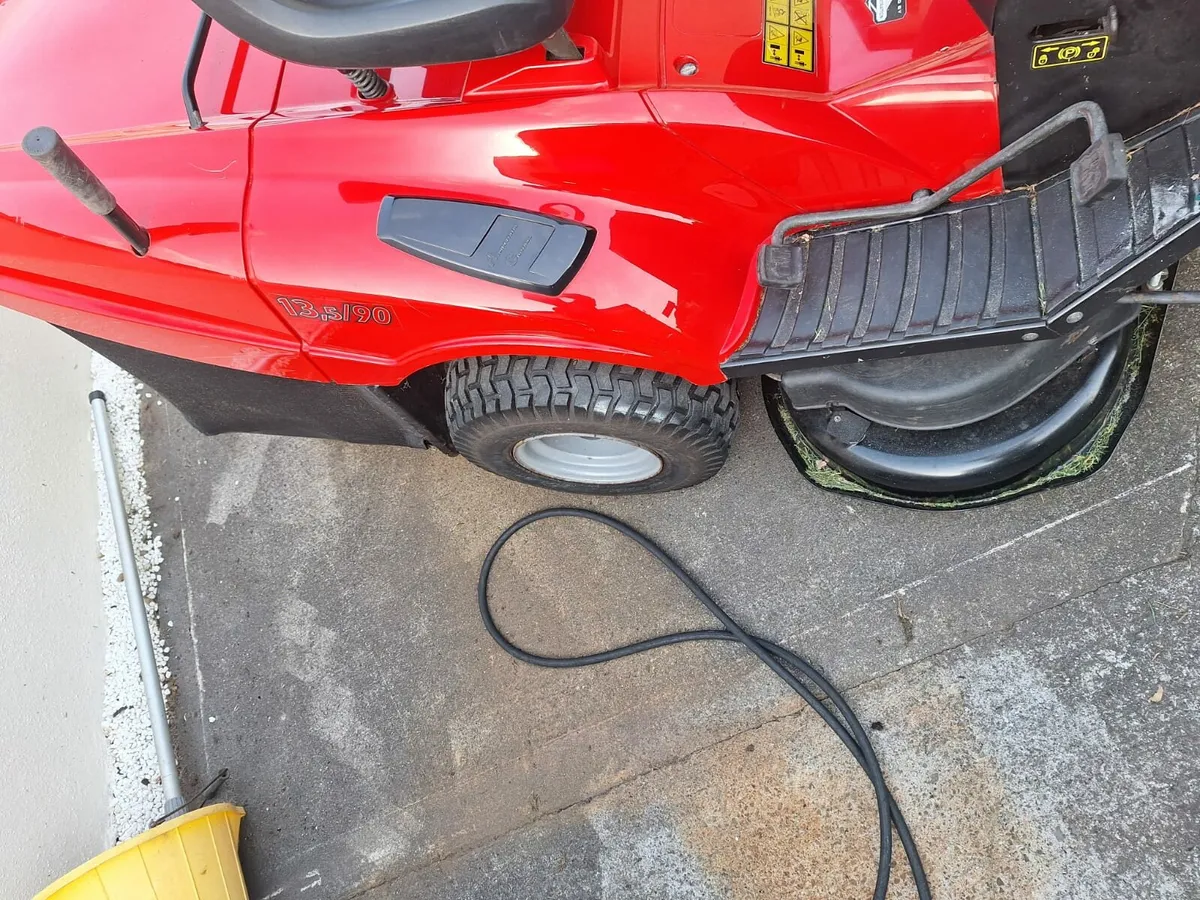 Lawnmower - Image 1