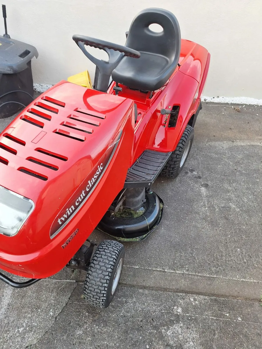 Lawnmower - Image 3